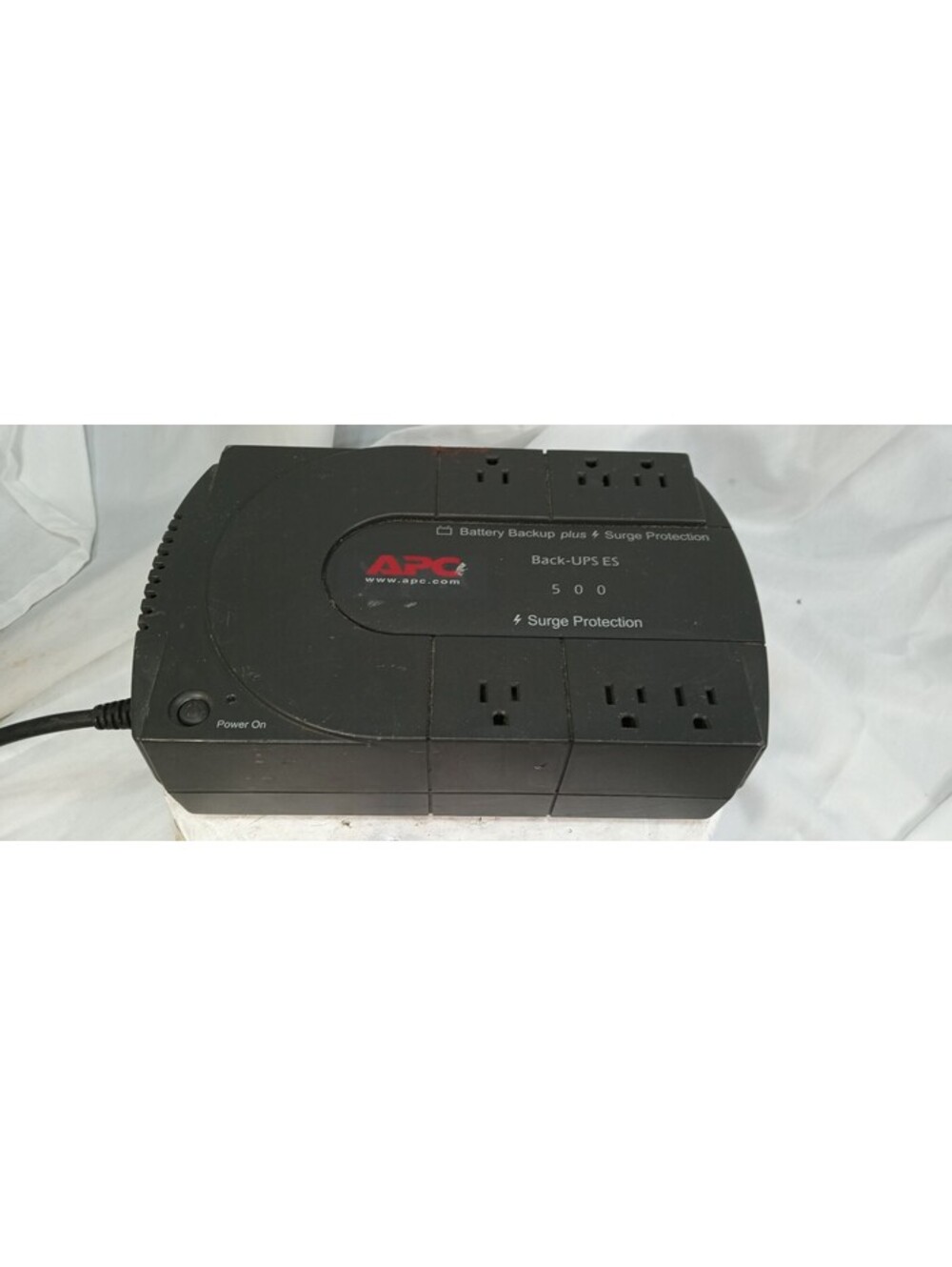 APC Back-UPS ES 500VA BE500U 6-Outlet Battery Backup - Picture 2 of 4